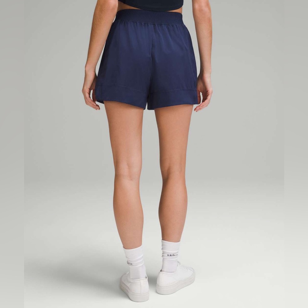 Lululemon Stretch Woven Relaxed-Fit High-Rise Short 4" - Picture 2 of 5
